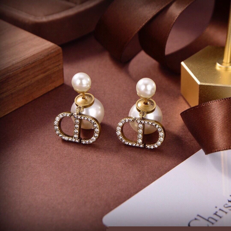 ch**an D*or earrings
